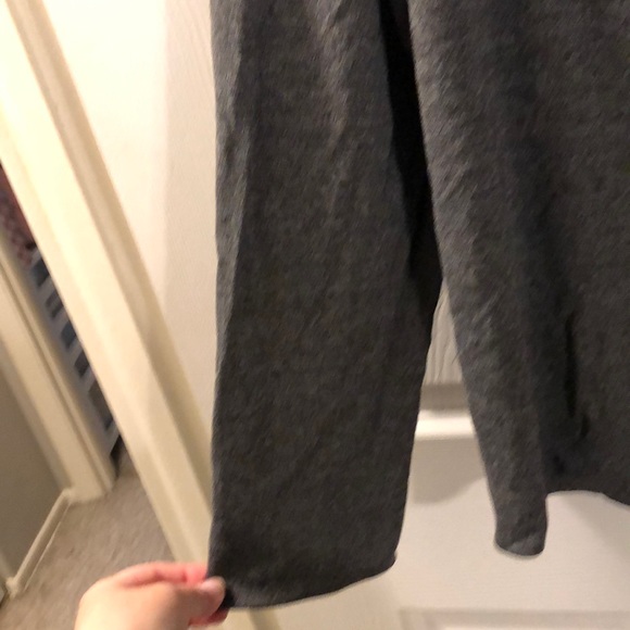 Lightweight hoodie in heather gray, size XL - Picture 4 of 5